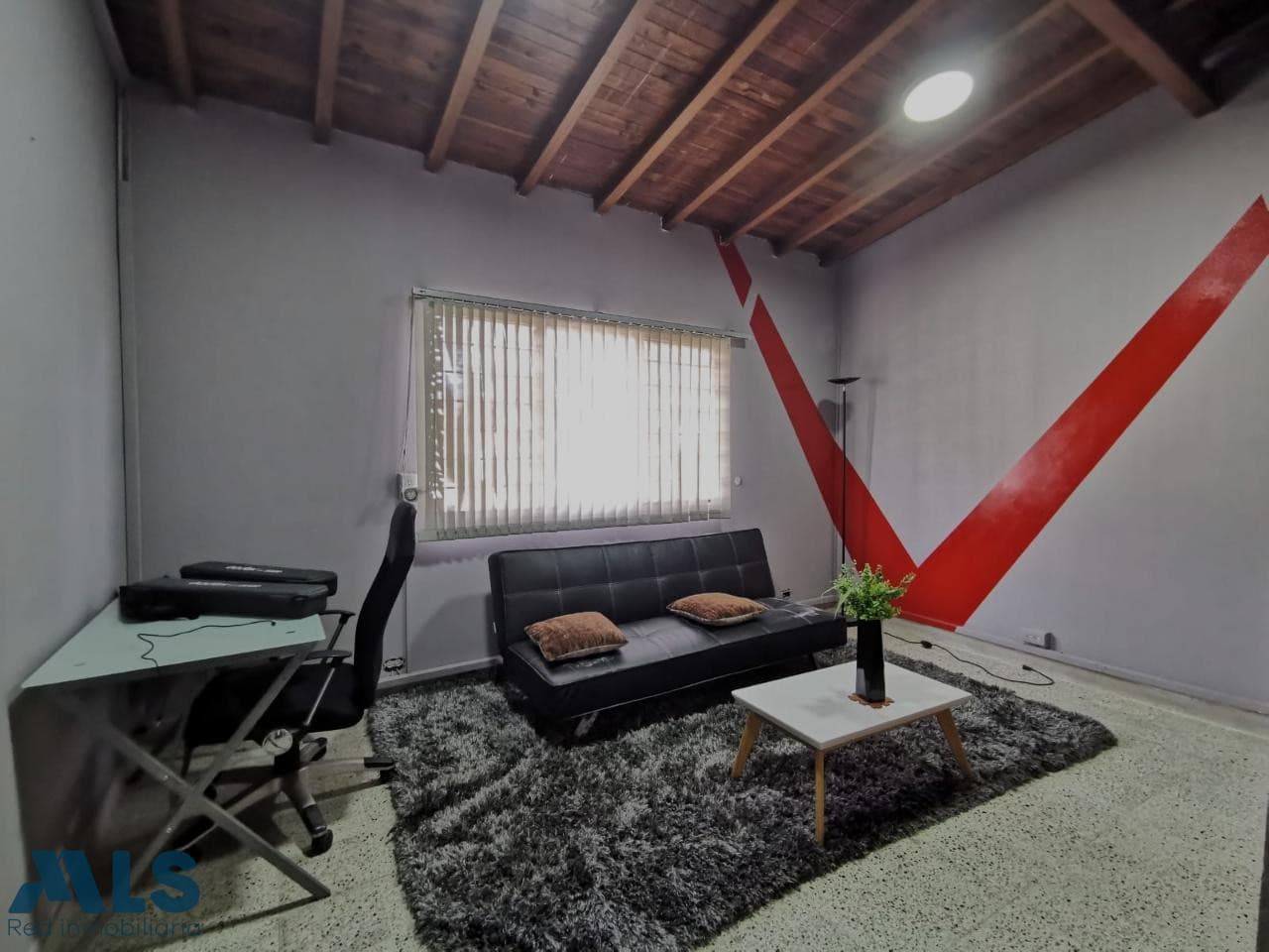 Casa en venta en Laureles, Medellín — foto 1 de 12