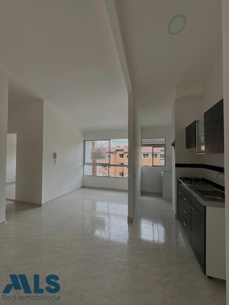 Apartamento en venta en Urbano (la, Oriente Antioqueño, La Ceja — foto 1 de 13