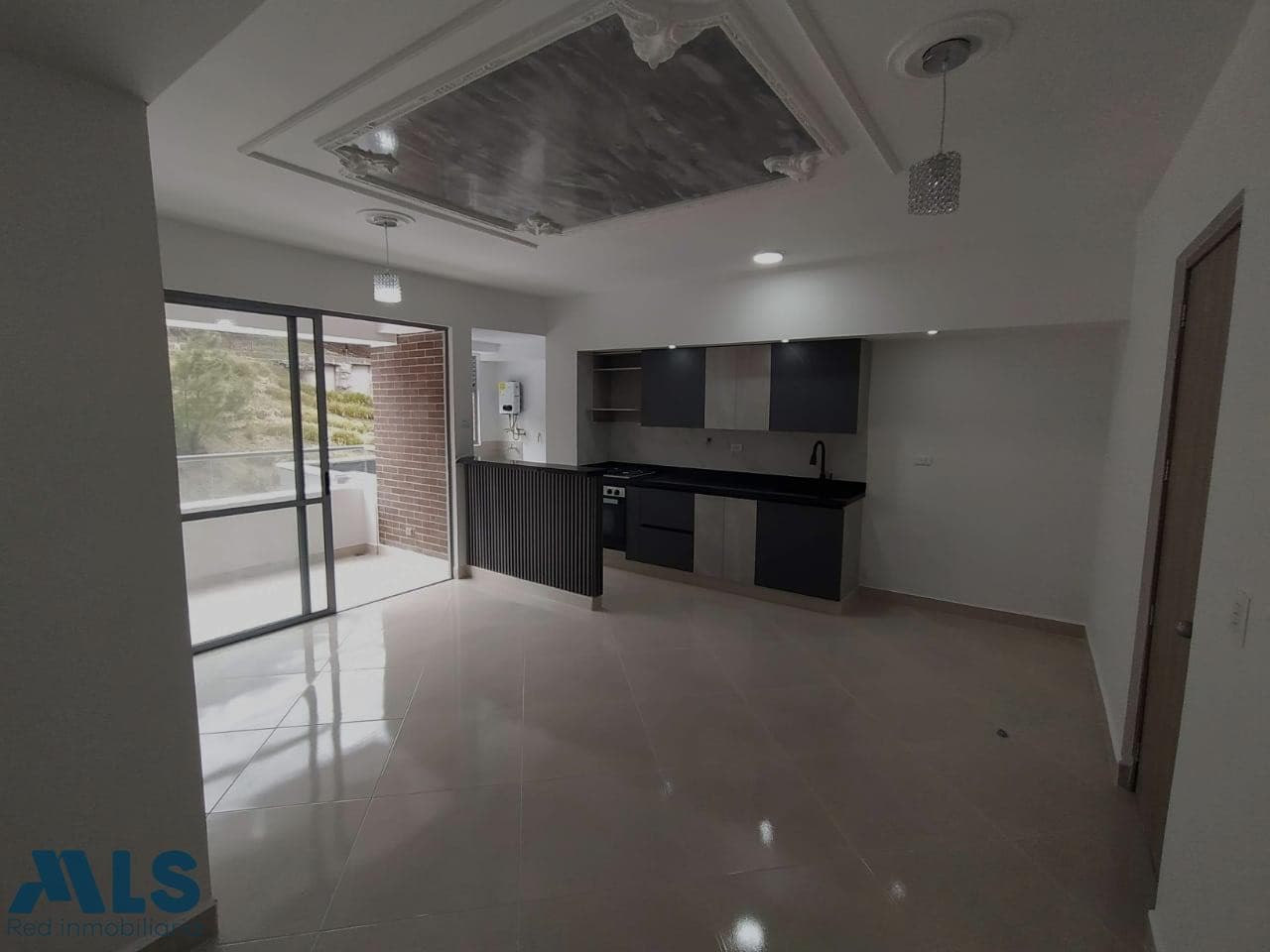 Apartamento en venta en Amazonía, Norte, Bello — foto 1 de 16
