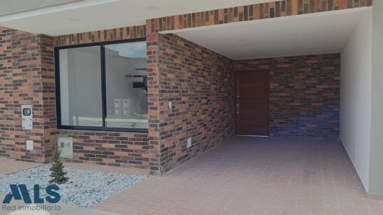 Casa en venta en V. El Tambo, Oriente Antioqueño, La Ceja — foto 1 de 40