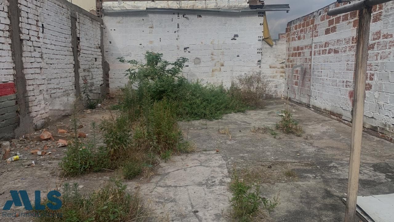 Lote Residencial en venta en El Salvador, Centro, Medellín — foto 1 de 12