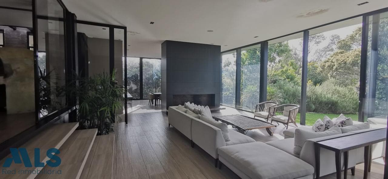 Casa en venta en Alto de las Palmas, Aburra Sur, Envigado — foto 1 de 34
