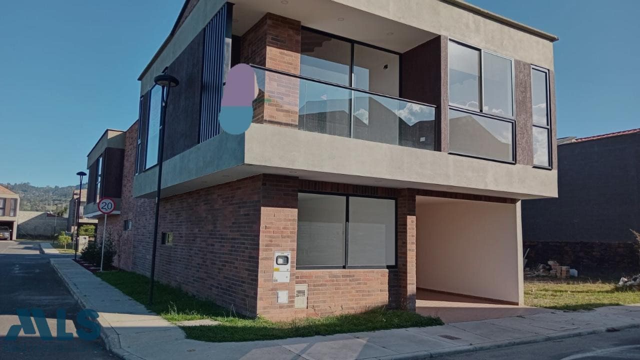 Casa en venta en V. El Tambo, Oriente Antioqueño, La Ceja — foto 1 de 30