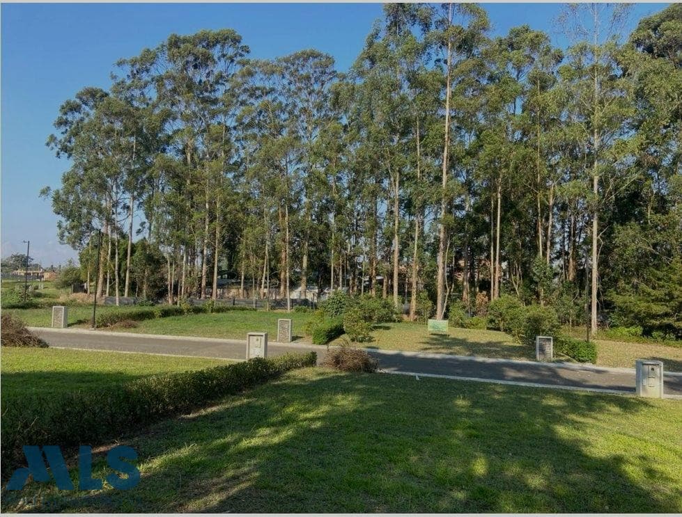 Lote Residencial en venta en V. Chipre, Oriente Antioqueño, Rionegro — foto 1 de 18