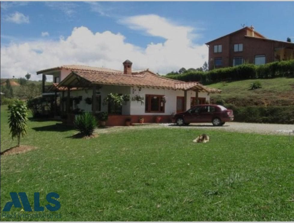 Casa en venta en V. Cimarronas, Oriente Antioqueño, Rionegro — foto 1 de 8