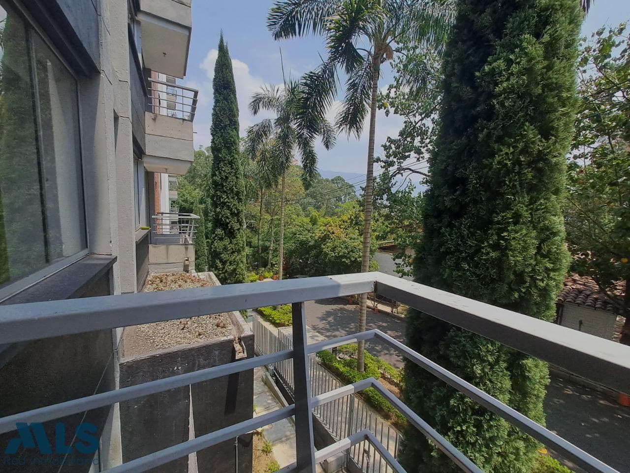 Apartamento en venta en La Pilarica, Occidente, Medellín — foto 1 de 14