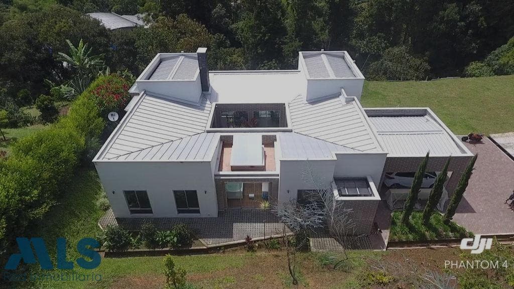 Casa en venta en La Tablaza, Aburra Sur, La Estrella — foto 1 de 30
