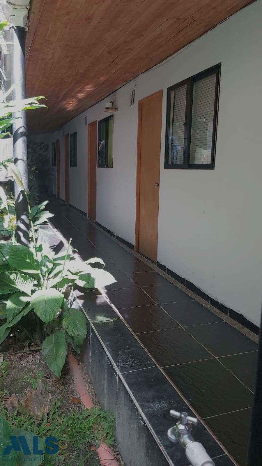Casa en venta en San Joaquín, Laureles, Medellín — foto 1 de 13