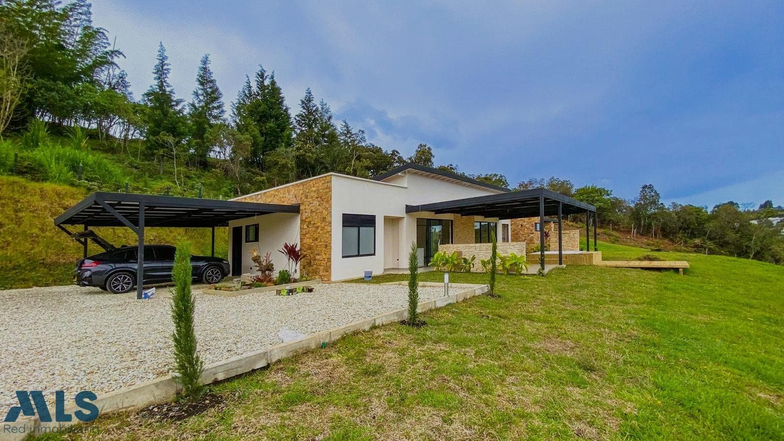 Casa en venta en V. Mampuesto, Oriente Antioqueño, Rionegro — foto 1 de 25