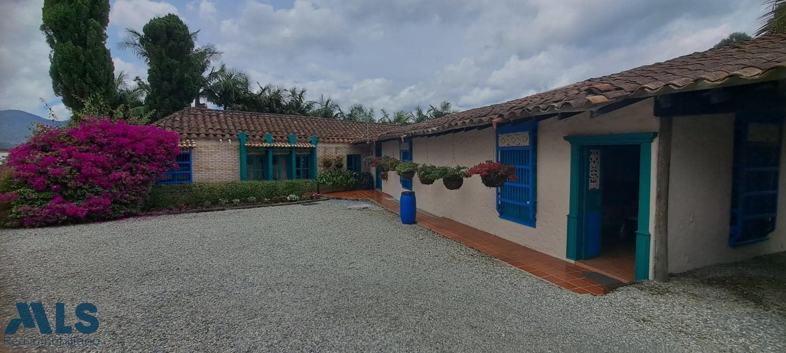 Casa en venta en Corredor San Antonio La Ceja (La Ceja), Oriente Antioqueño — foto 1 de 30