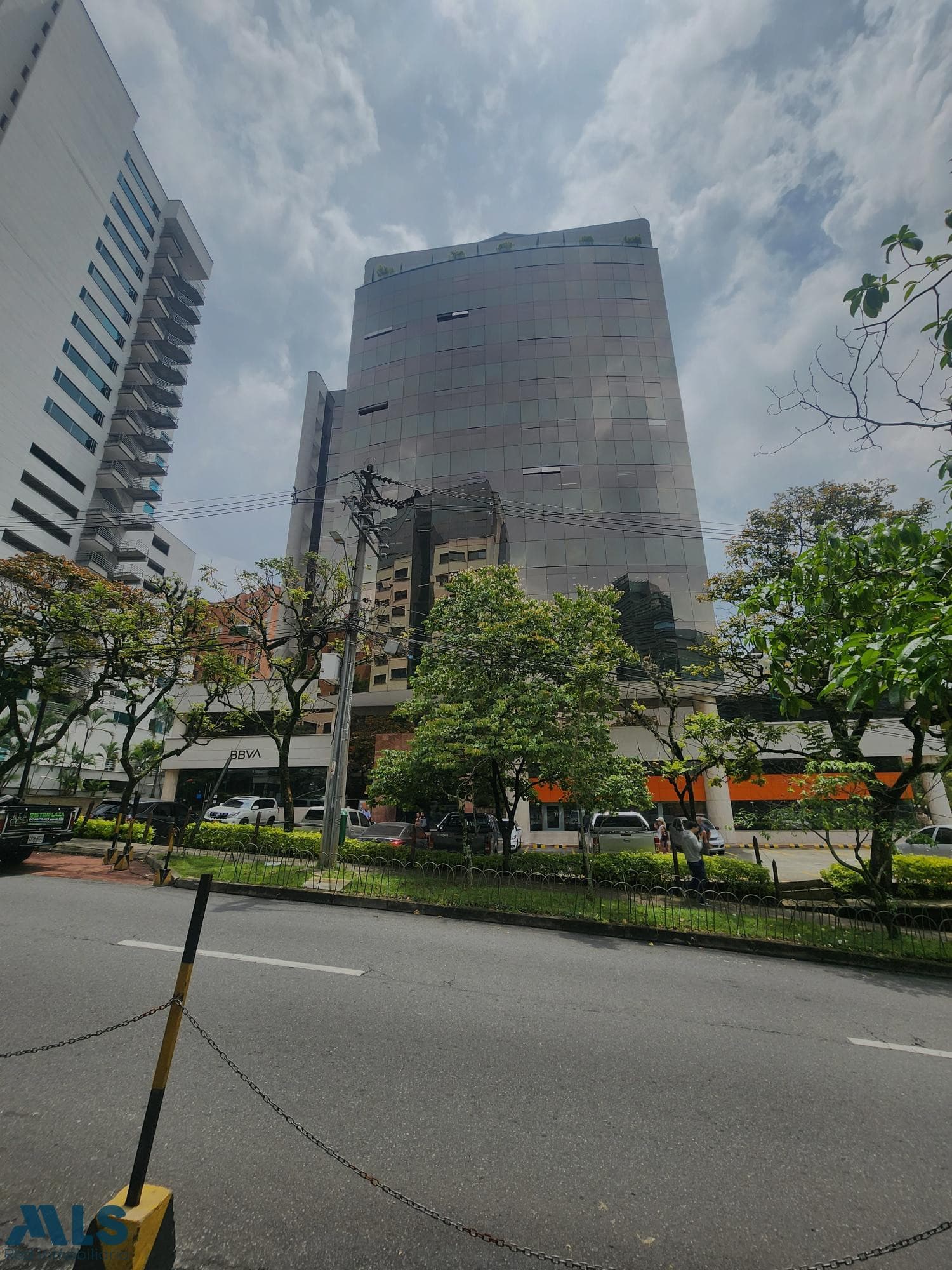 Oficina en venta en Milla De Oro, Poblado, Medellín — foto 1 de 15