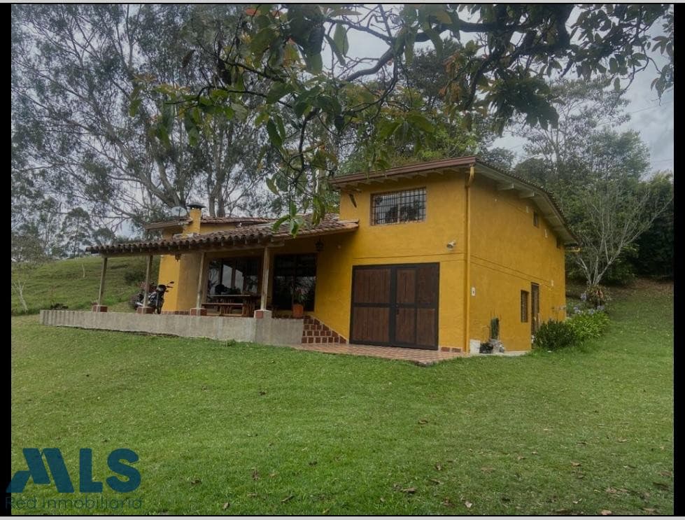Finca Recreativa en venta en V. El Capiro, Oriente Antioqueño, Rionegro — foto 1 de 25