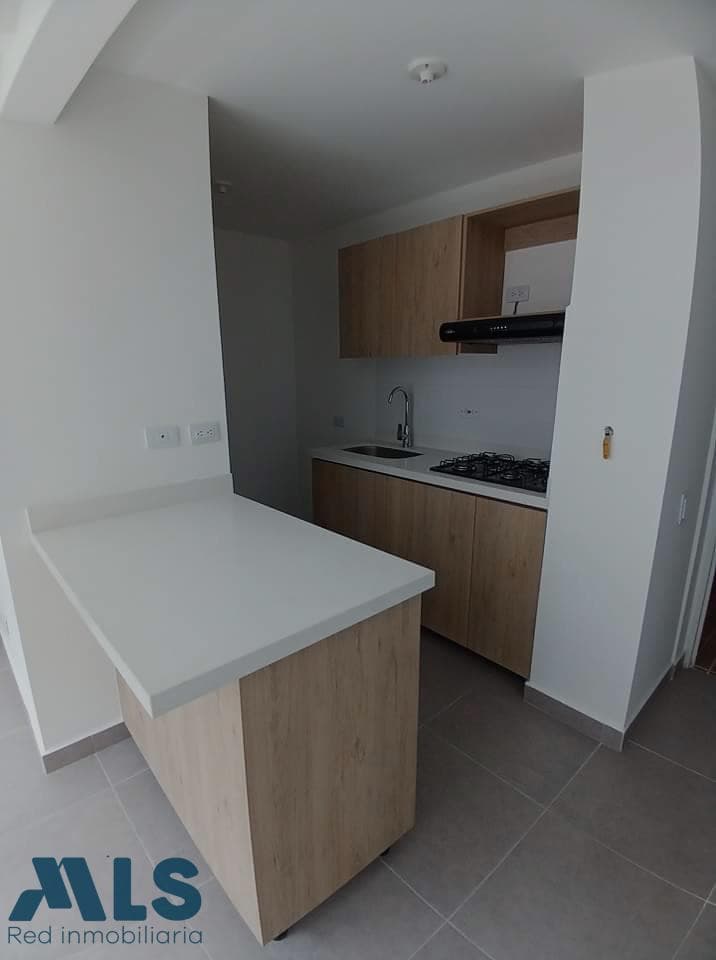 Apartamento en venta en V. Primavera, Aburra Sur, Caldas — foto 1 de 8
