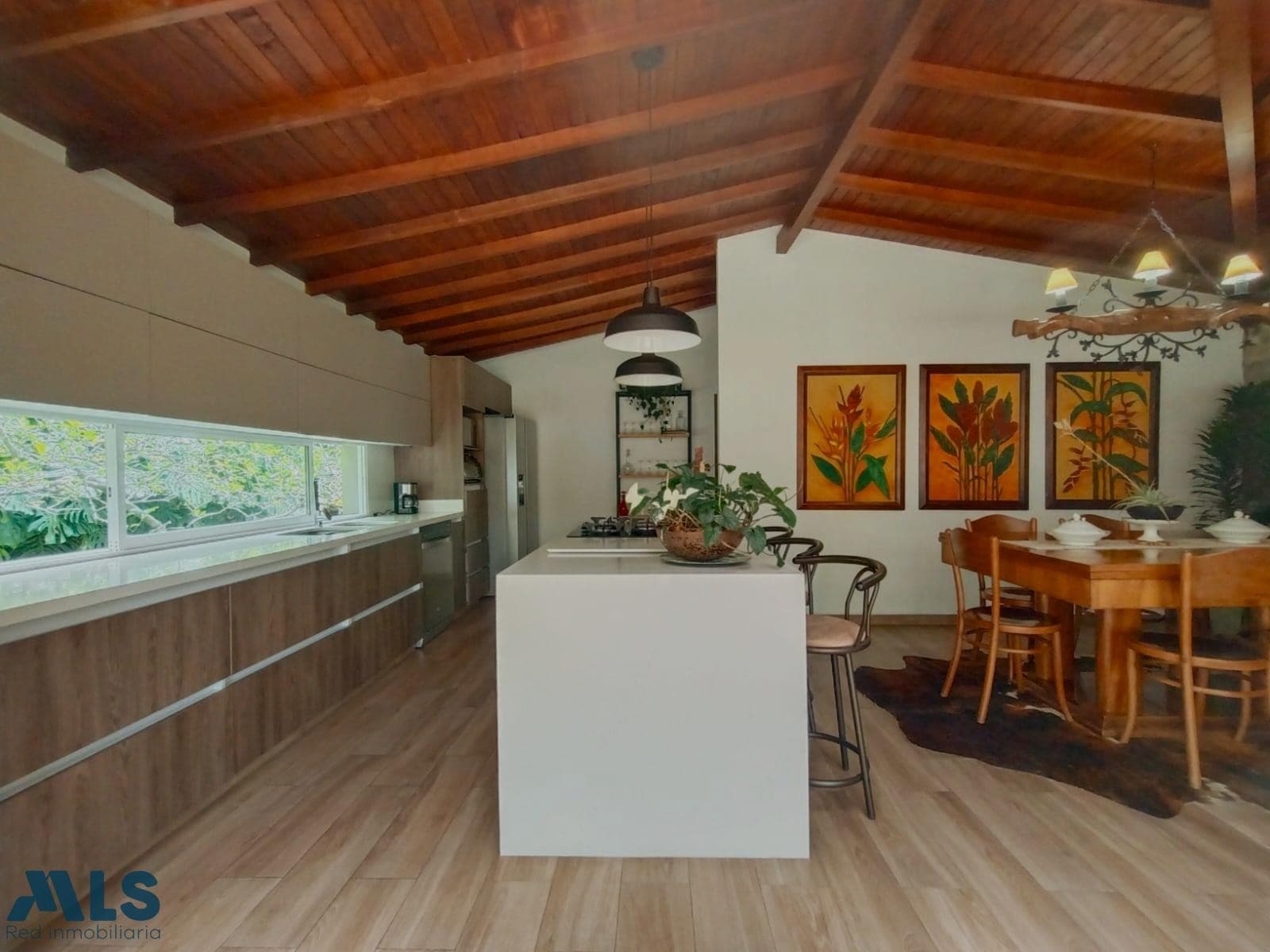 Casa en venta en El Chocho, Aburra Sur, Envigado — foto 1 de 26