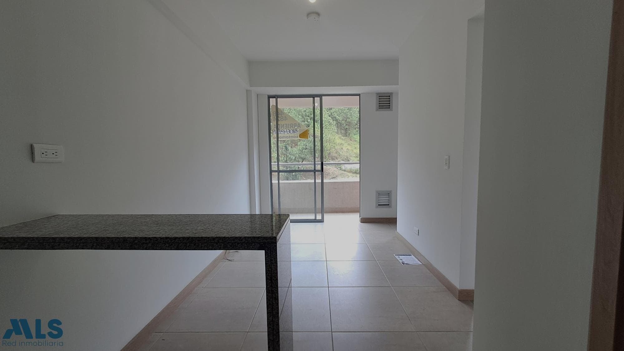 Apartamento en venta en Amazonía, Norte, Bello — foto 1 de 18