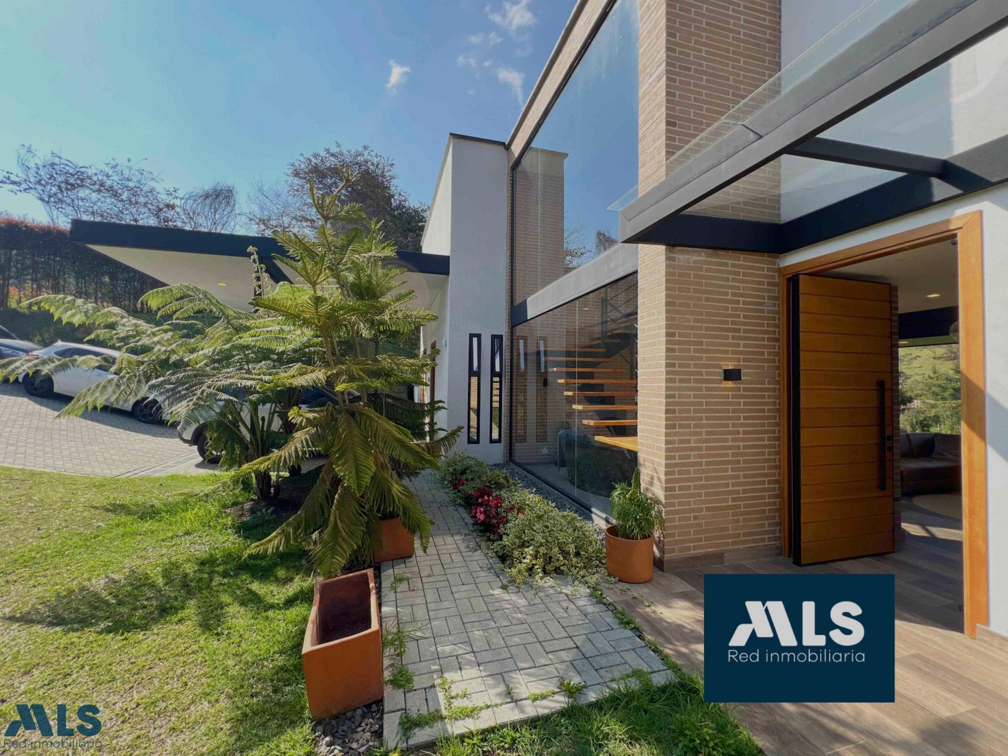 Casa en venta en Alto De Las Palmas, Aburra Sur, Envigado — foto 1 de 26