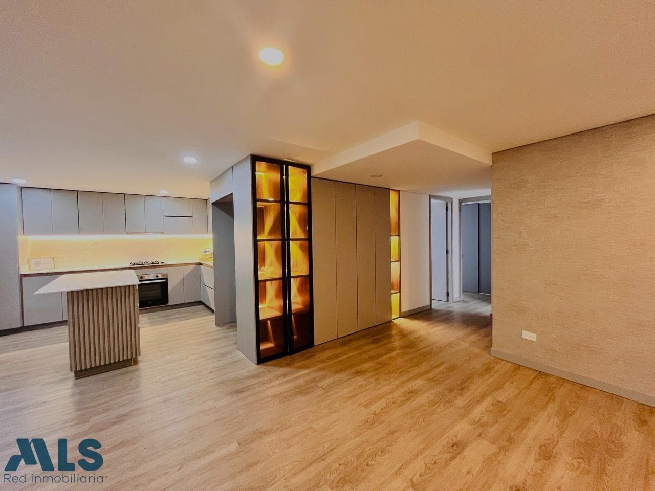 Apartamento en venta en Zuñiga, Aburra Sur, Envigado — foto 1 de 20