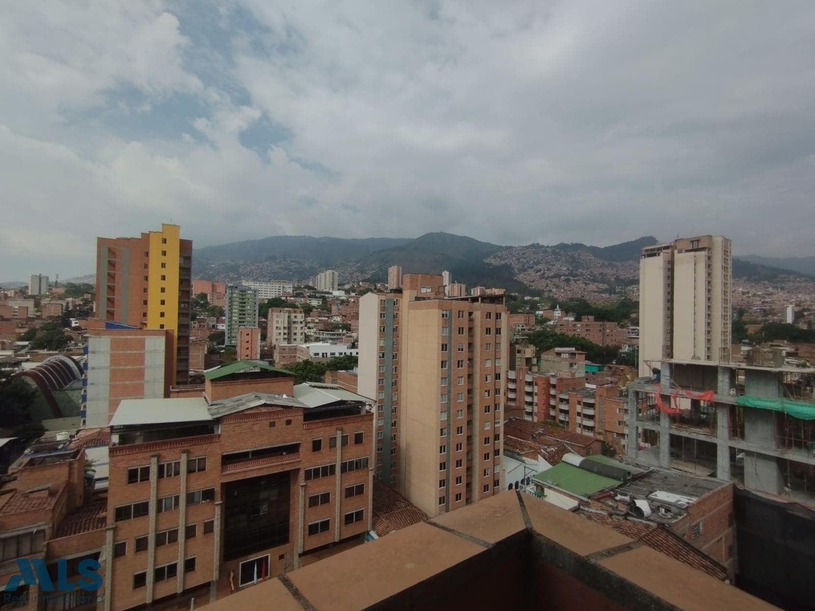 Apartamento en venta en Boston, Centro, Medellín — foto 1 de 15