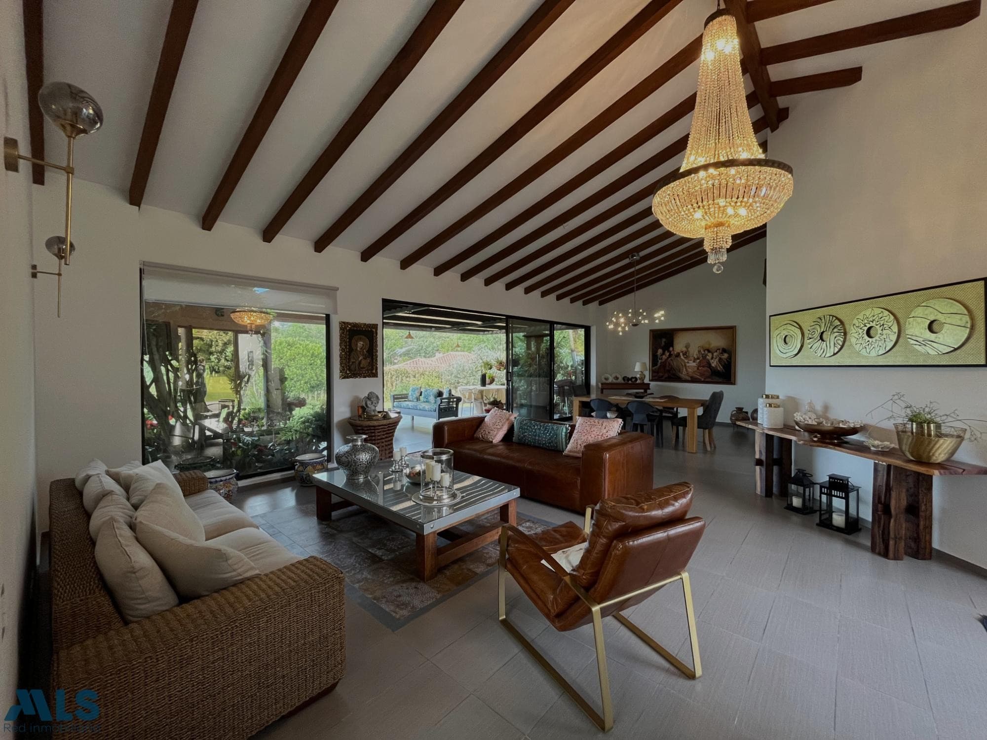 Casa en venta en V. San Miguel, Oriente Antioqueño, La Ceja — foto 1 de 36