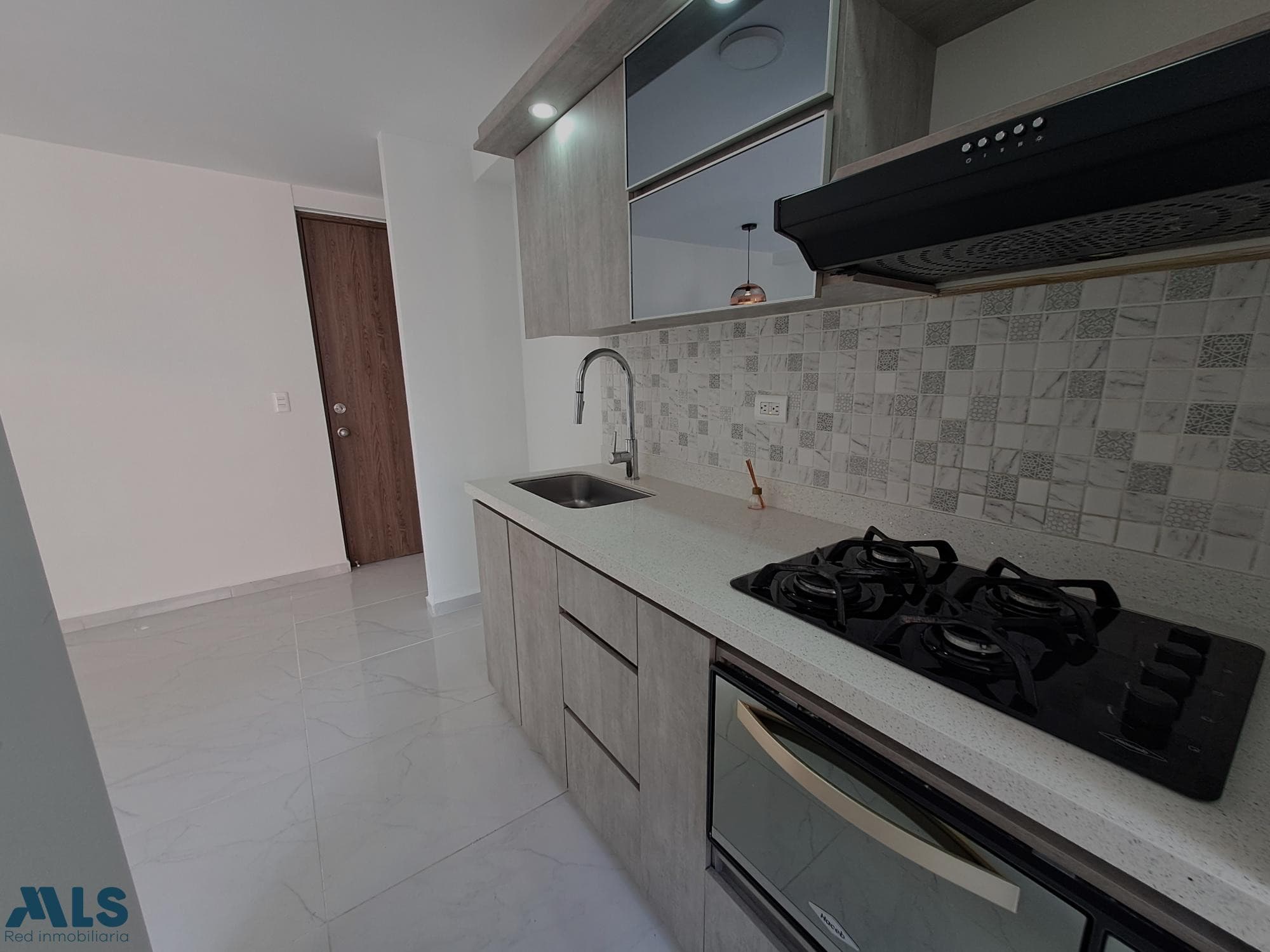 Apartamento en venta en Fabricato, Norte, Bello — foto 1 de 21
