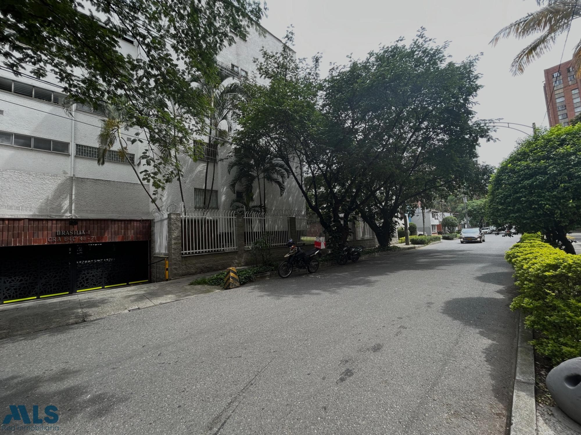 Apartamento en venta en Suramericana, Laureles, Medellín — foto 1 de 23