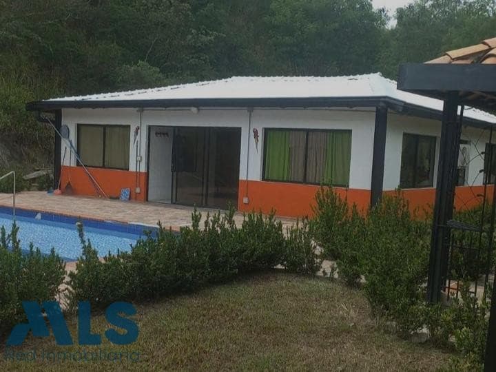 Casa en venta en Sector El Gaitero, Occidente Antioqueño, Sopetrán — foto 1 de 11