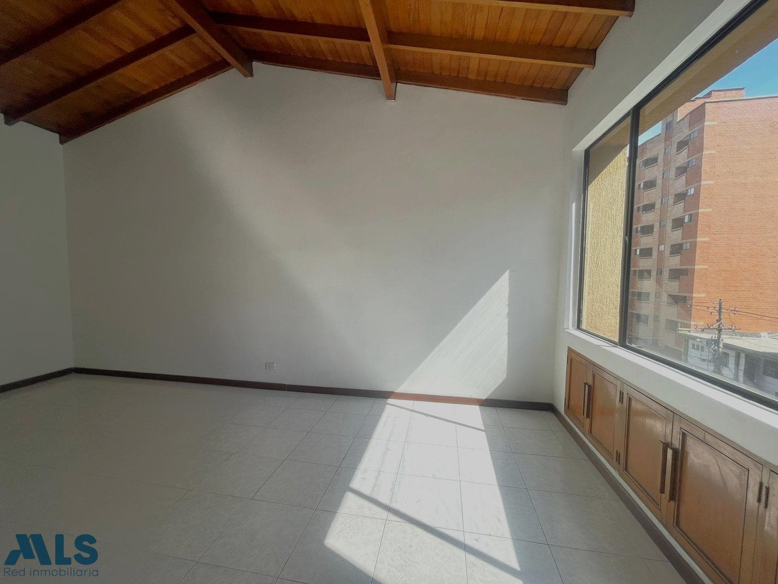 Apartamento en venta en San Joaquín, Laureles, Medellín — foto 1 de 17