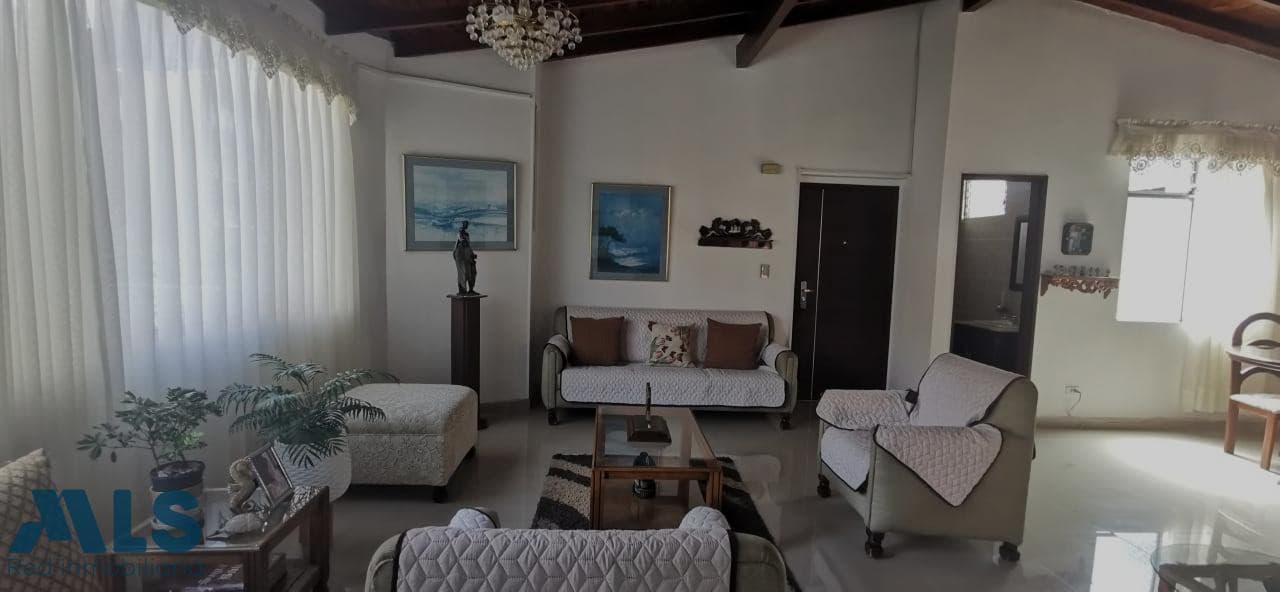 Apartamento en venta en Laureles, Medellín — foto 1 de 14
