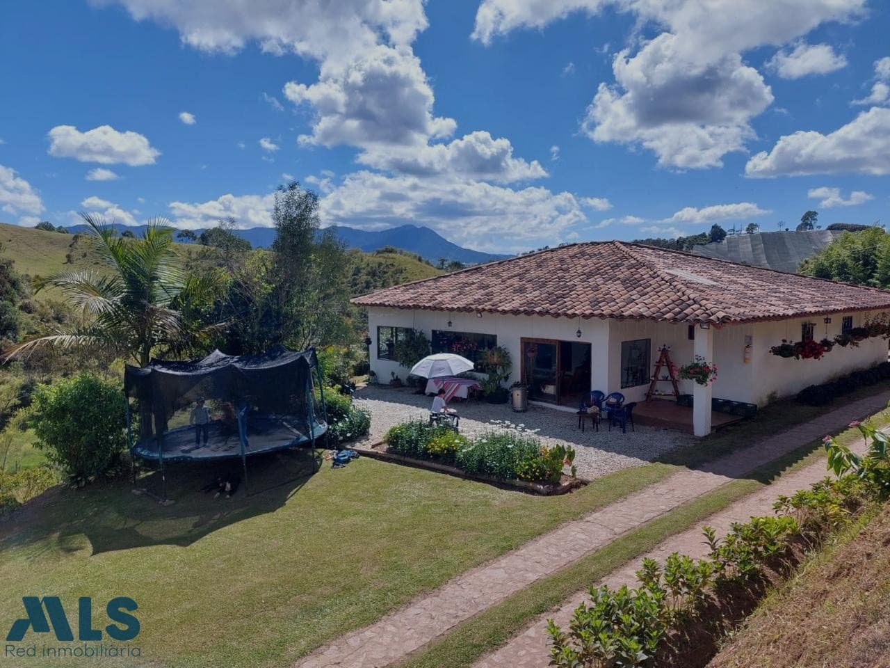 Casa en venta en Rural, Oriente Antioqueño, El Carmen — foto 1 de 24