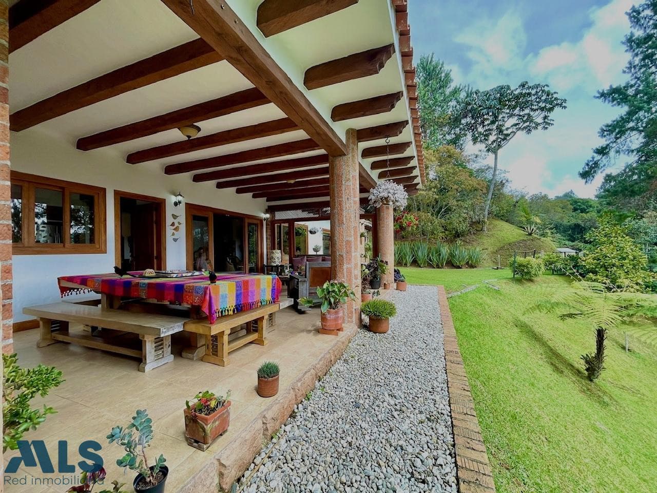 Casa en venta en Loma Del Escobero, Aburra Sur, Envigado — foto 1 de 39
