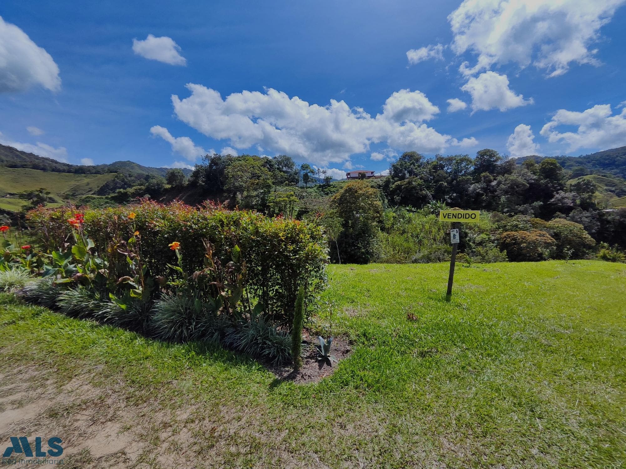 Lote Residencial en venta en Rural, Otras Zonas, Santo Domingo — foto 1 de 7