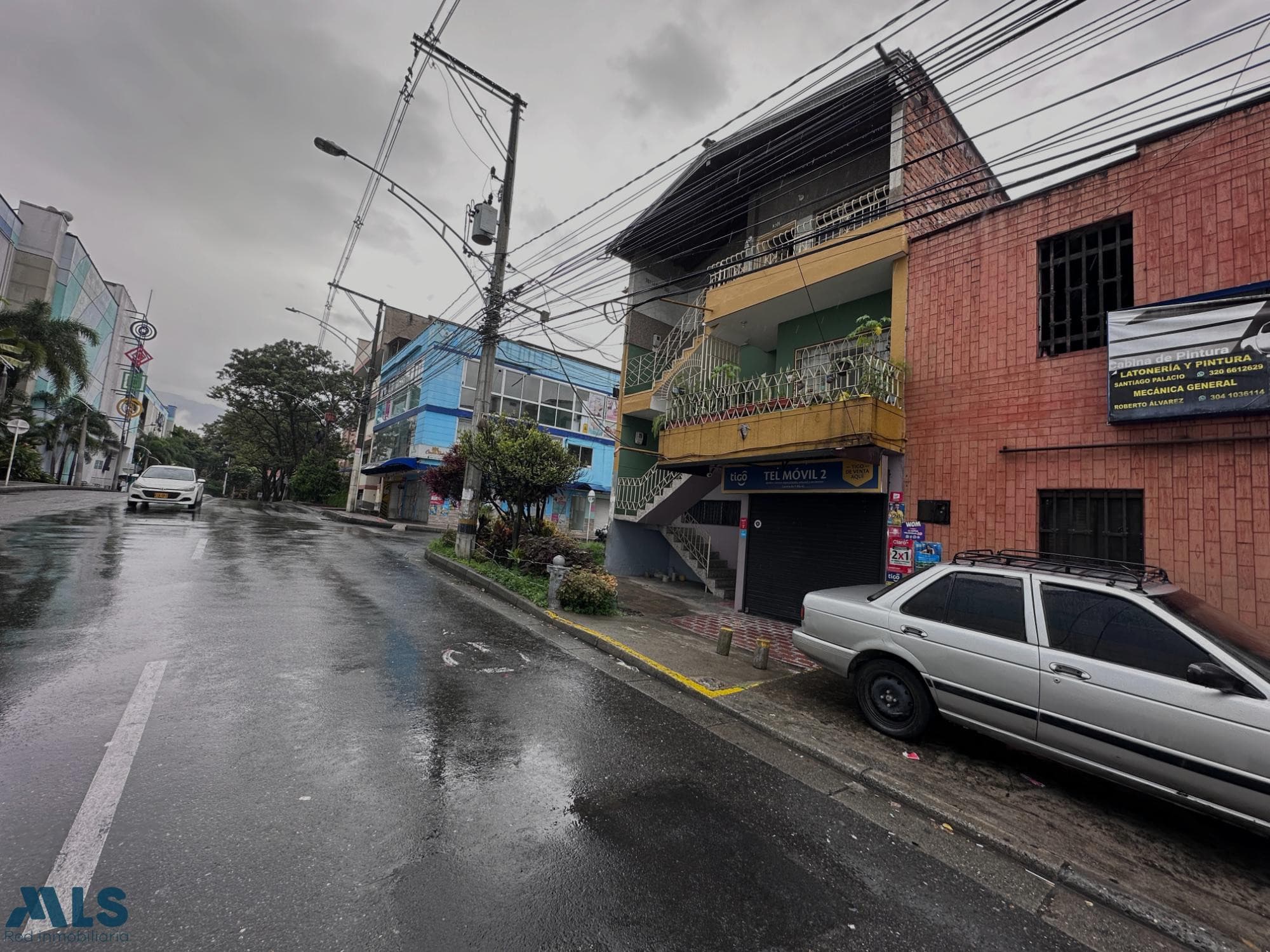 Casa en venta en Los Alpes, Belén Guayabal, Medellín — foto 1 de 35
