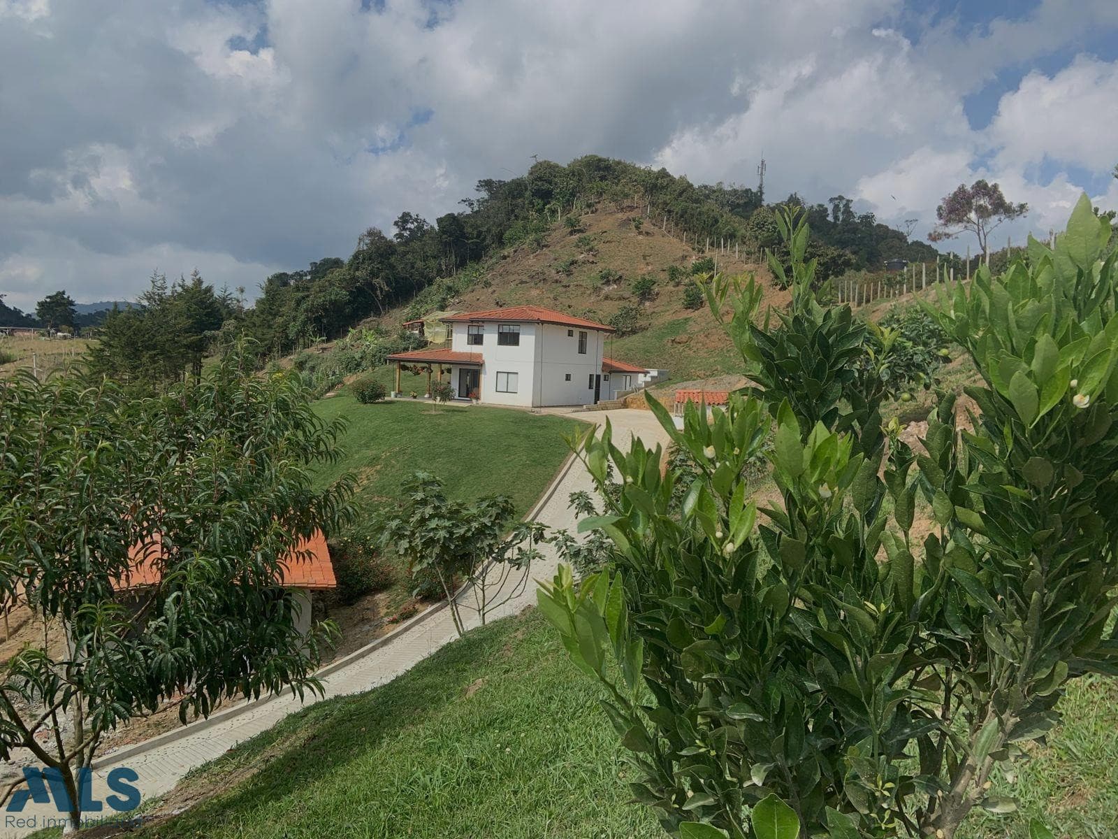 Finca Recreativa en venta en Socorro, Oriente Antioqueño, Cocorná — foto 1 de 75