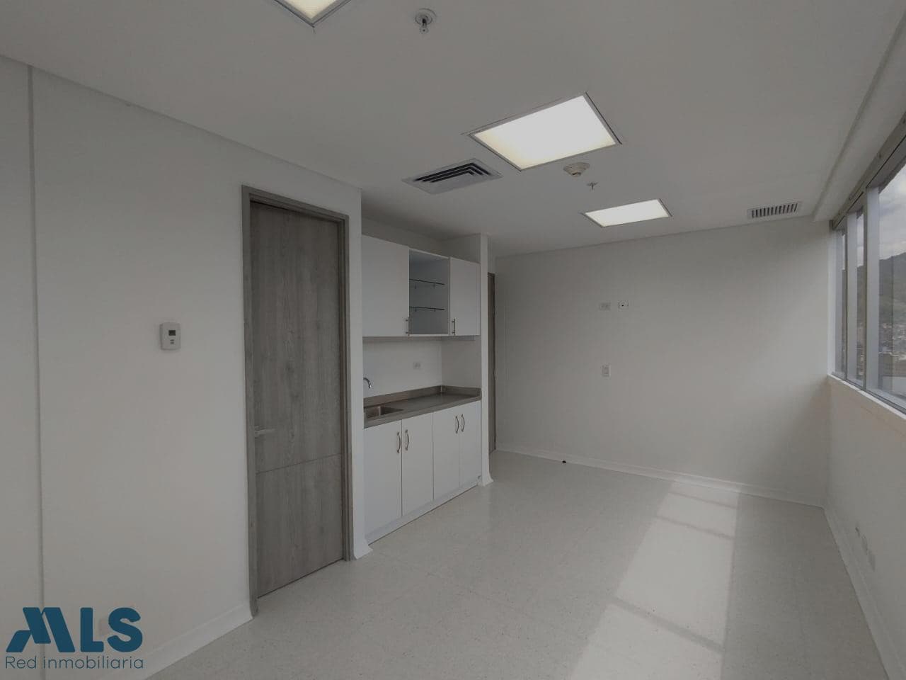 Consultorio en venta en Mayorca, Aburra Sur, Sabaneta — foto 1 de 12