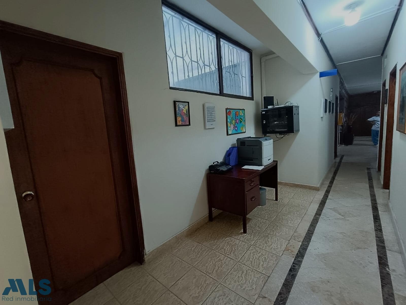 Casa en venta en Laureles, Medellín — foto 1 de 18