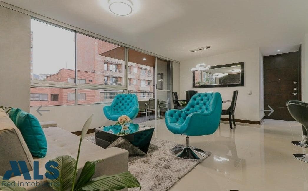 Apartamento en venta en Laureles, Medellín — foto 1 de 13