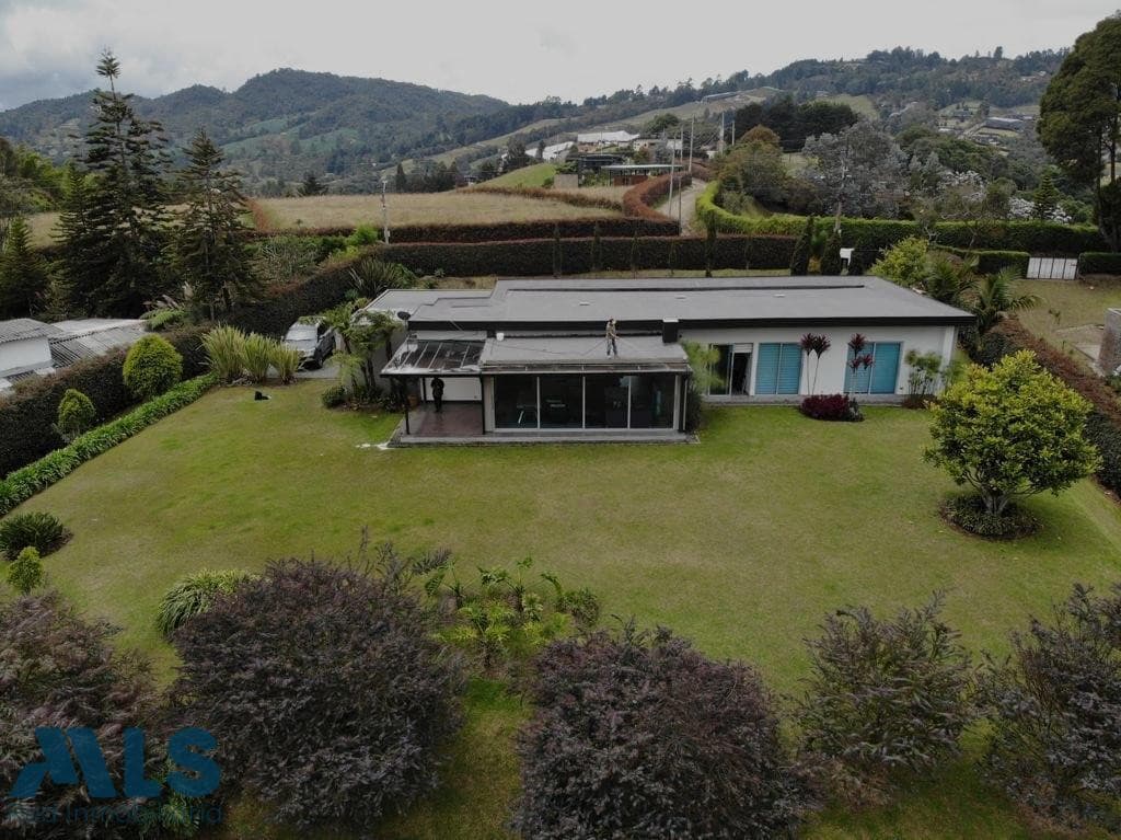 Casa en venta en Alto De Las Palmas, Aburra Sur, Envigado — foto 1 de 27