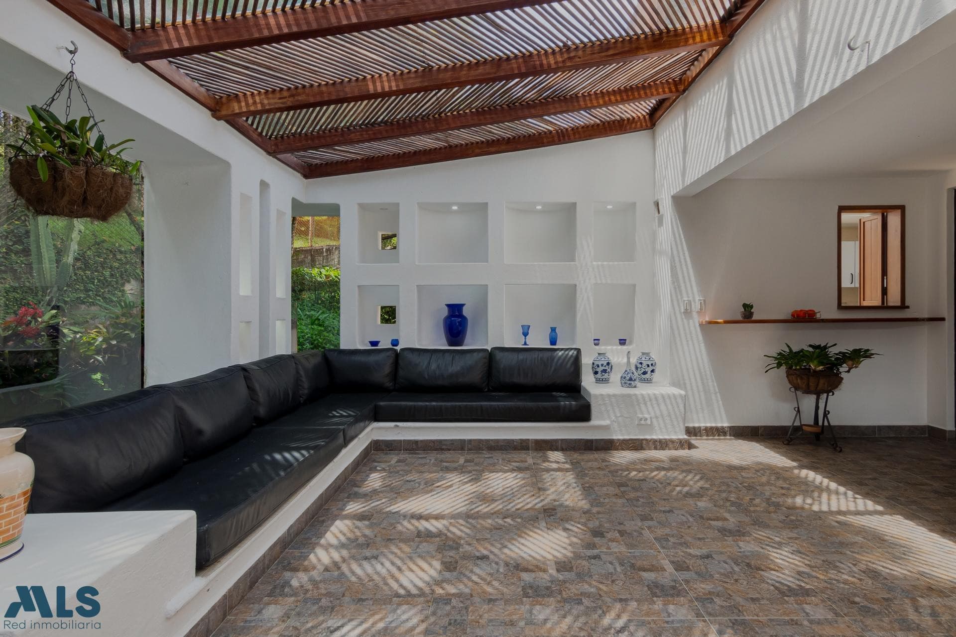 Casa en venta en Los Balsos Nº 1, Poblado, Medellín — foto 1 de 15