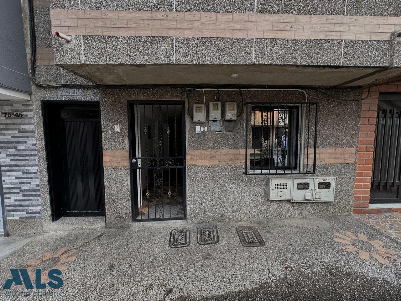 Casa en venta en San Bernardo, Belén Guayabal, Medellín — foto 1 de 31