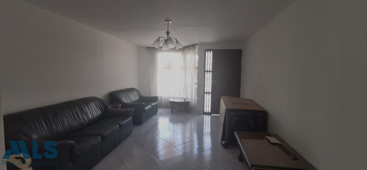 Casa en venta en Santa Monica, Laureles, Medellín — foto 1 de 20