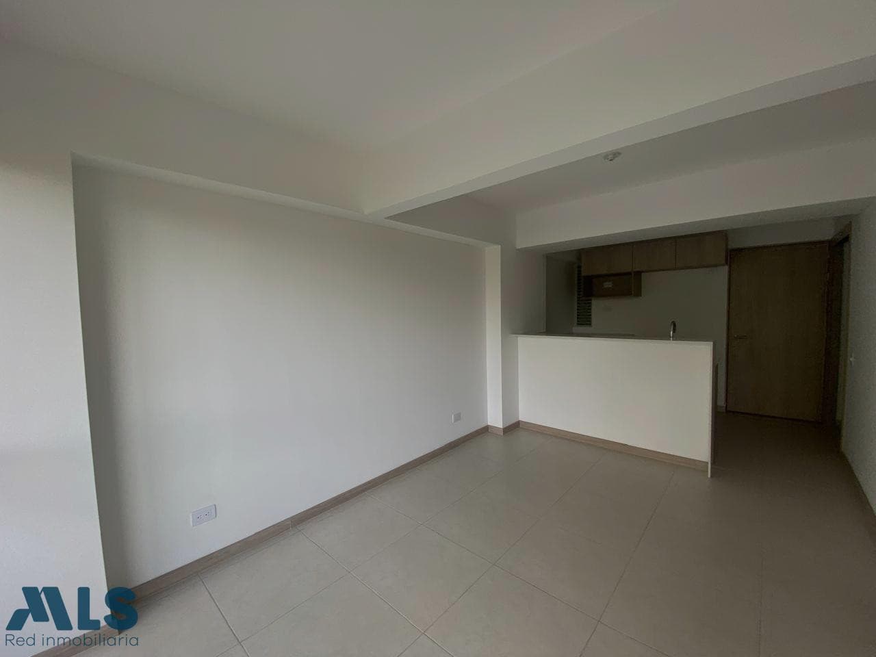 Apartamento en venta en Autopista, Oriente Antioqueño, Marinilla — foto 1 de 12