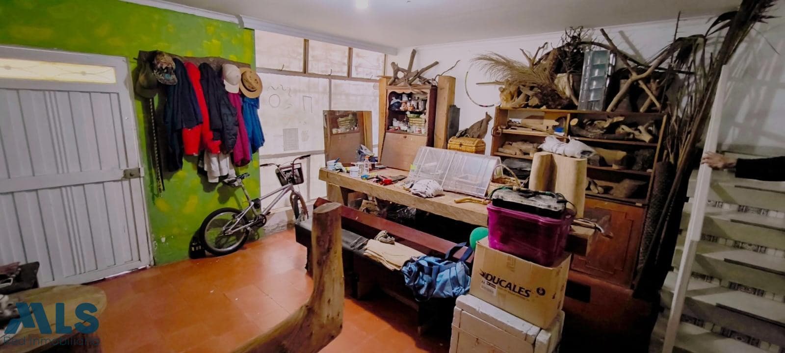 Casa en venta en Las Acacias, Laureles, Medellín — foto 1 de 12