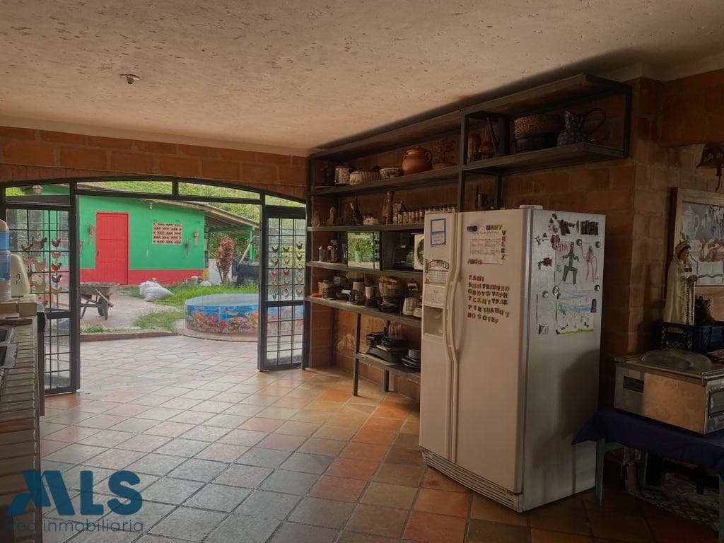 Finca Recreativa en venta en Altavista, Belén Guayabal, Medellín — foto 1 de 9