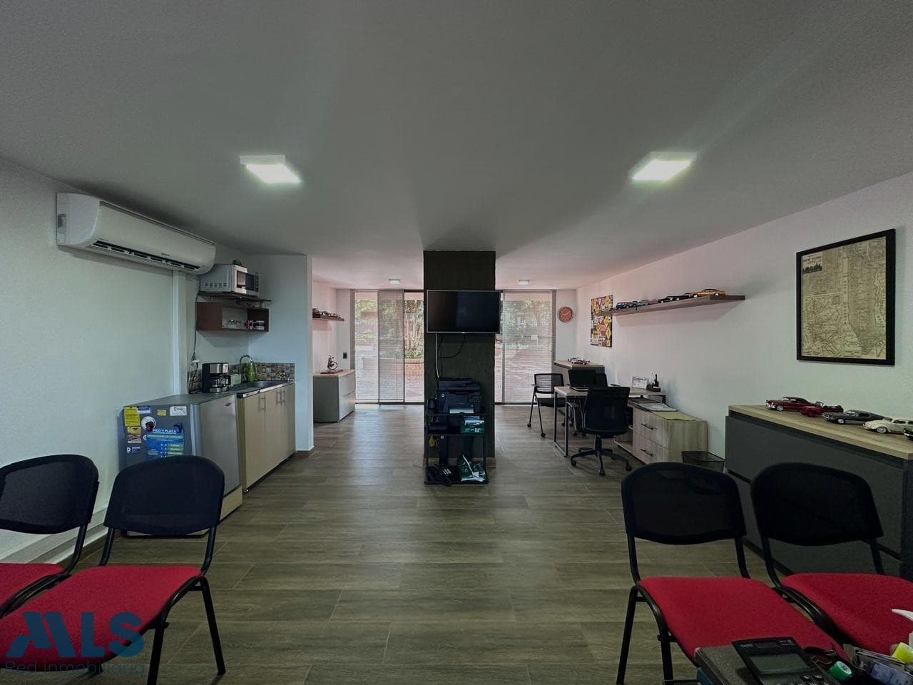 Oficina en venta en El Portal, Aburra Sur, Envigado — foto 1 de 18