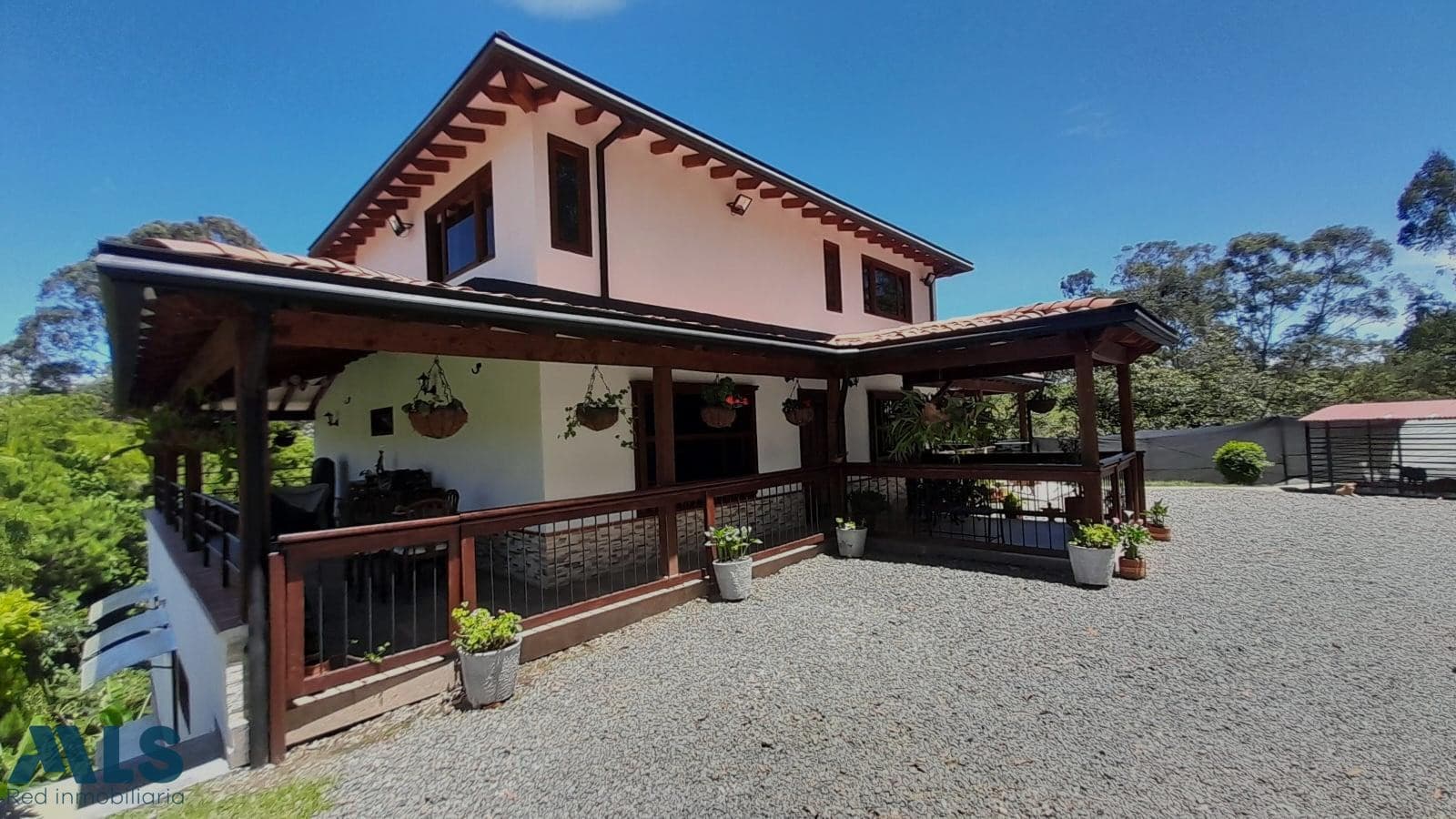 Casa en venta en V. Samaria, Oriente Antioqueño, El Carmen — foto 1 de 46