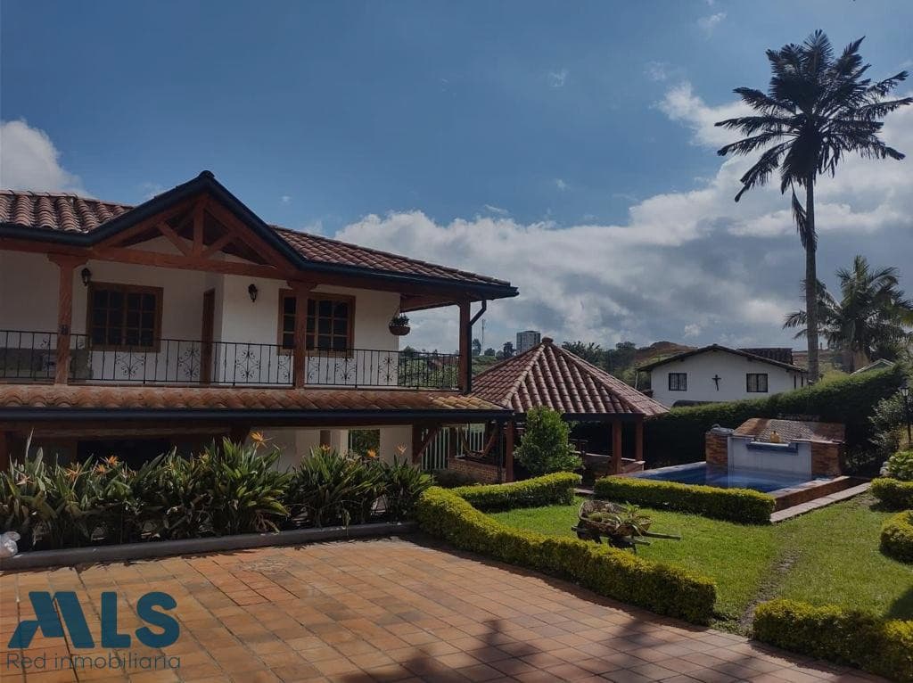 Finca Recreativa en venta en V. Samaria, Oriente Antioqueño, El Carmen — foto 1 de 34