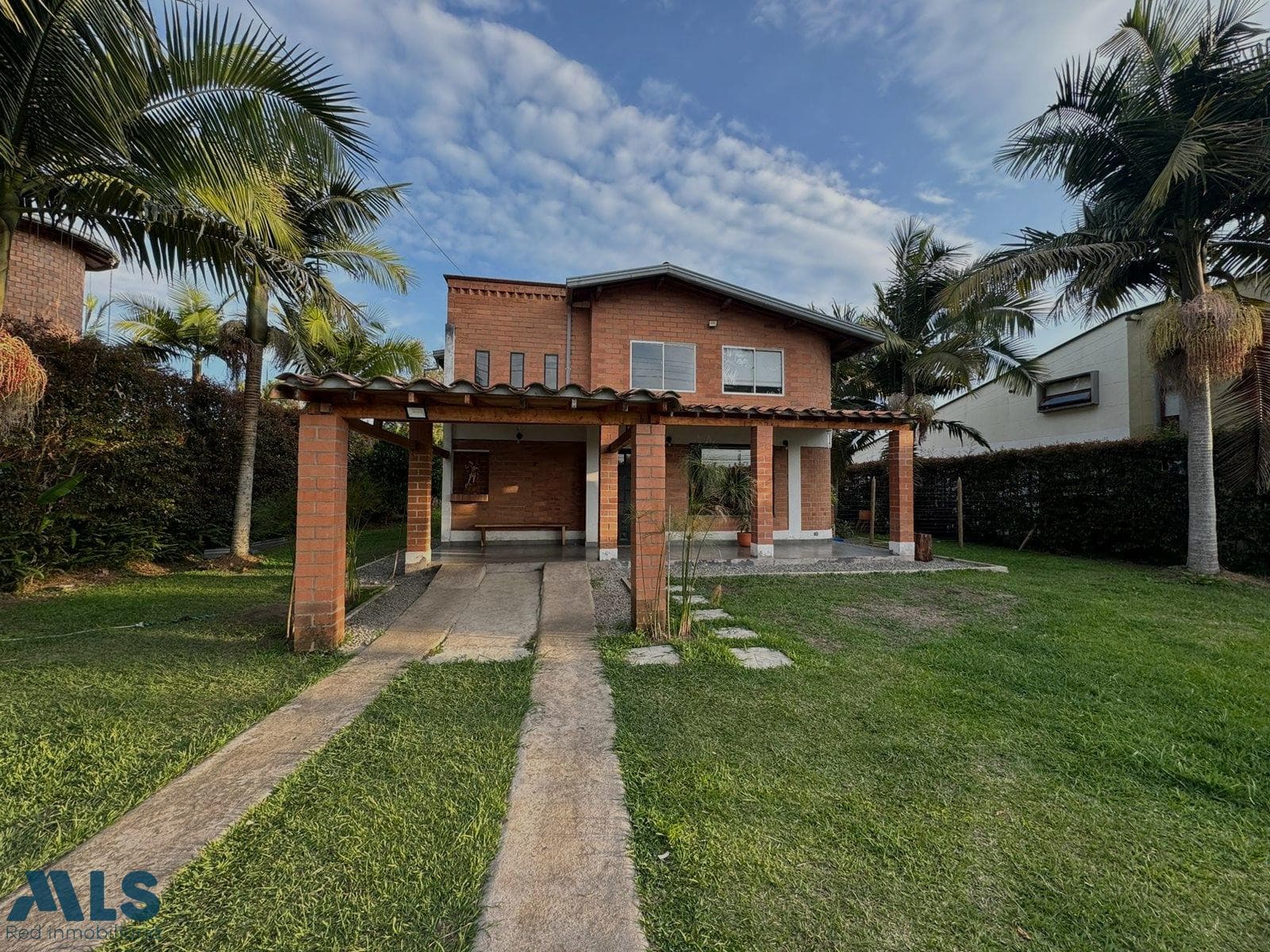 Casa en venta en Sector Gualanday, Oriente Antioqueño, Rionegro — foto 1 de 48