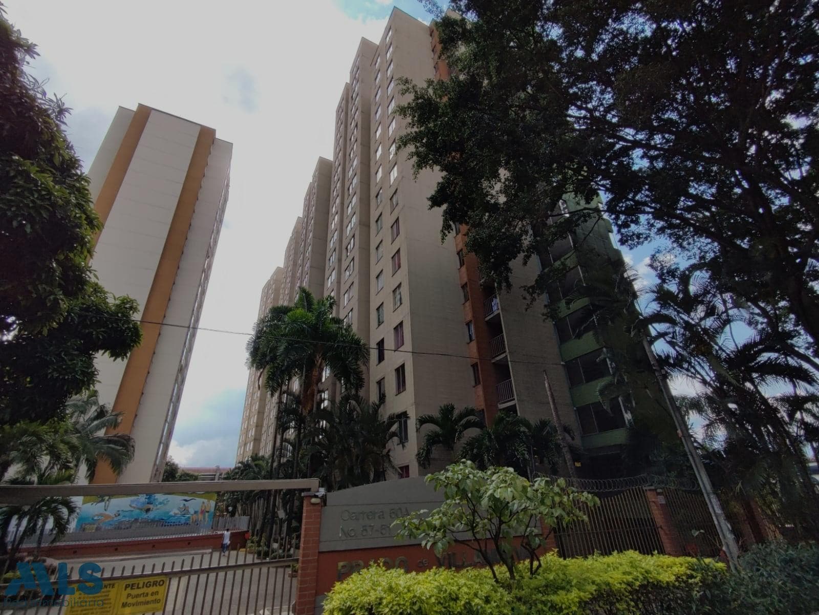 Apartamento en venta en Prado, Centro, Medellín — foto 1 de 19
