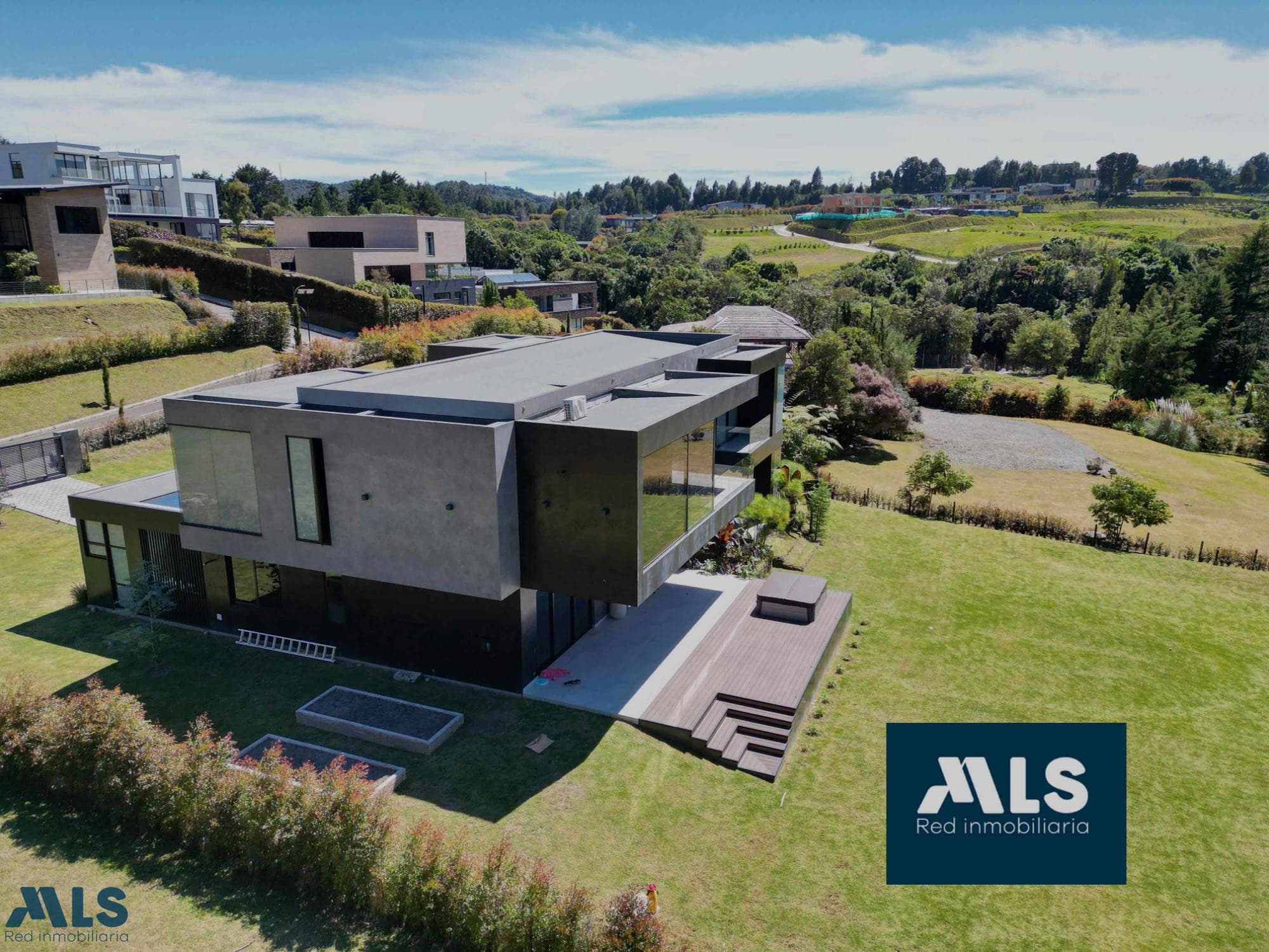 Casa en venta en Alto De Las Palmas, Aburra Sur, Envigado — foto 1 de 20