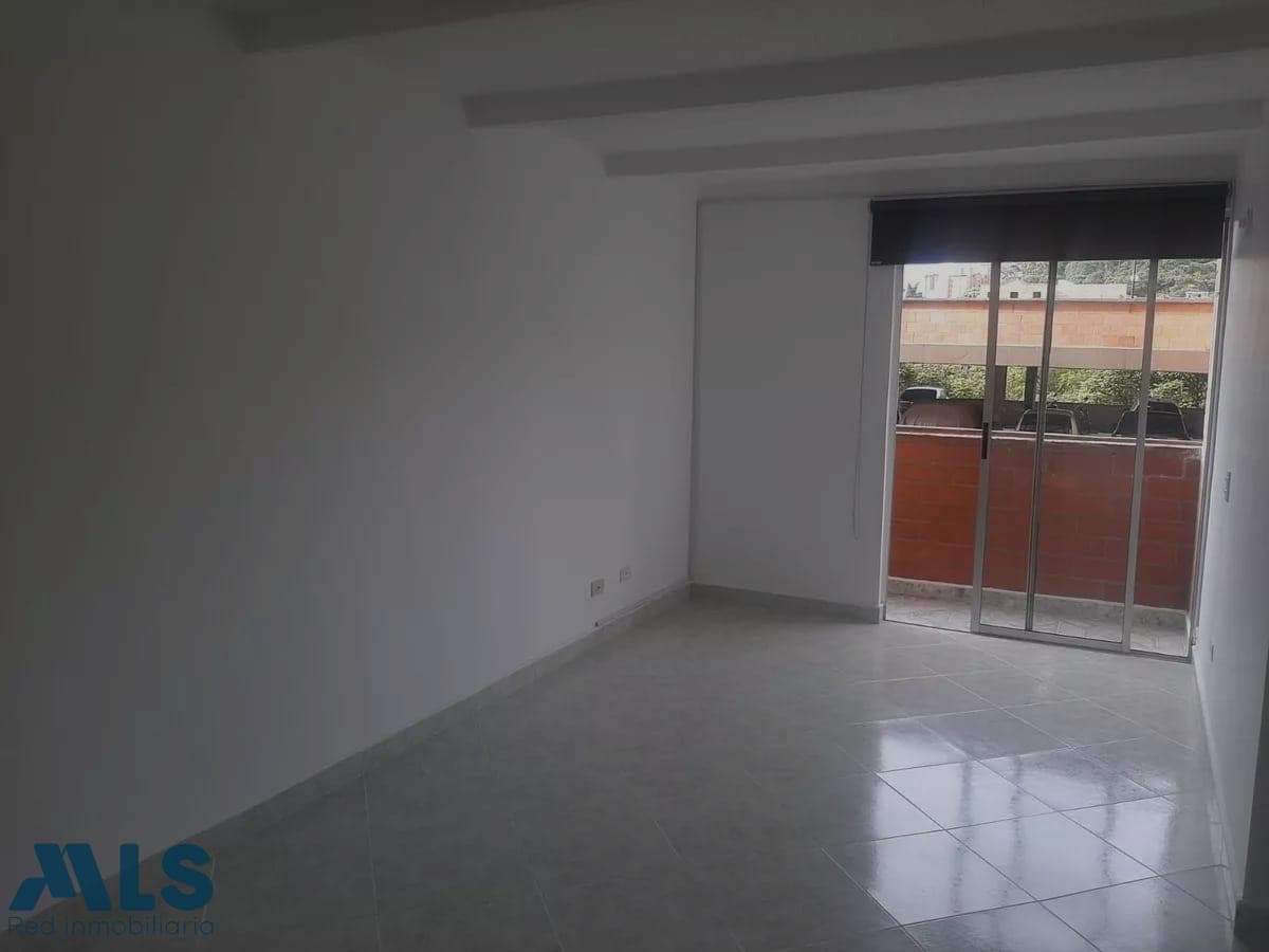 Apartamento en venta en Los Colores, Laureles, Medellín — foto 1 de 36